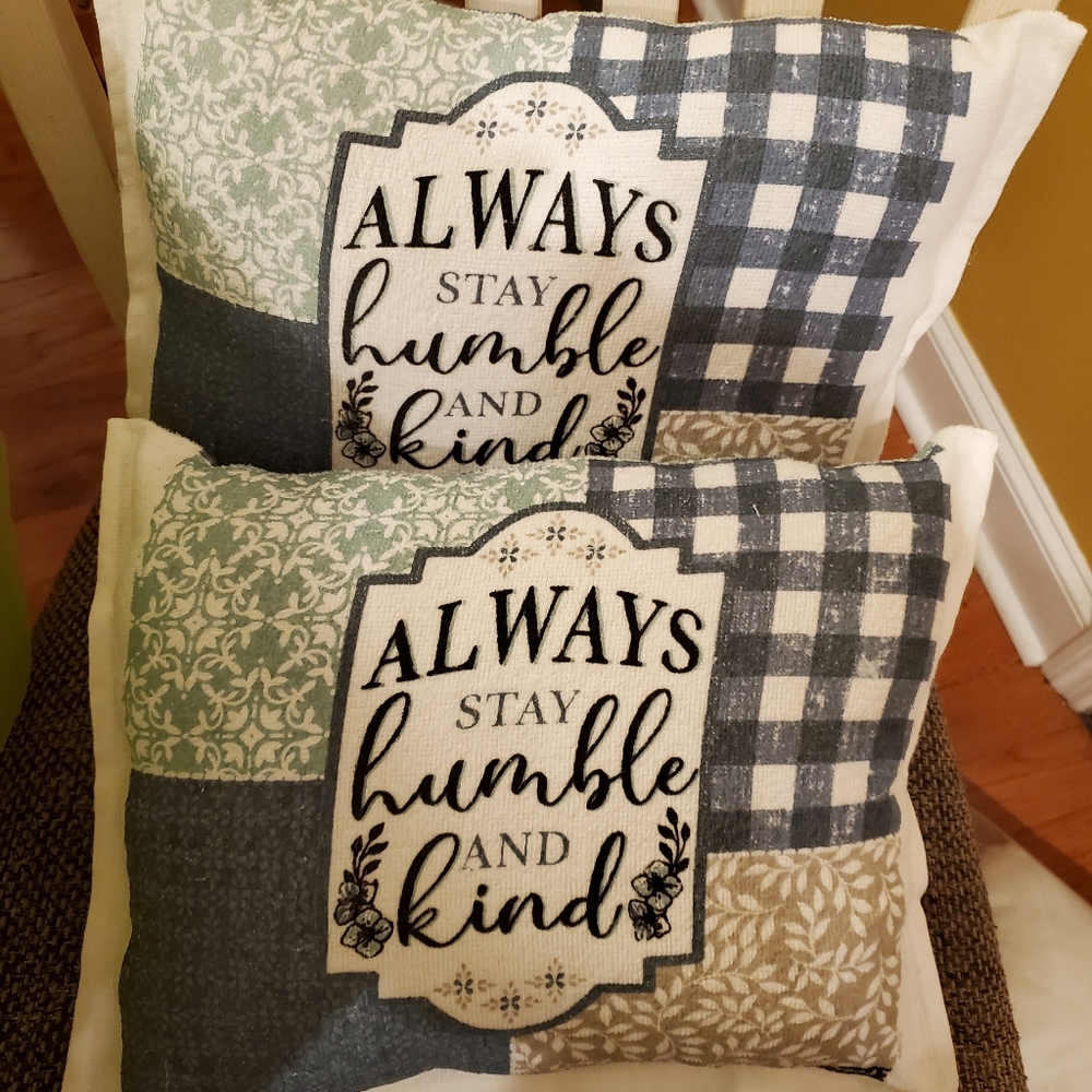 💥FALL SALE💥Handmade with Love By The Smith Sisters ♥️ Set of Two Pillows